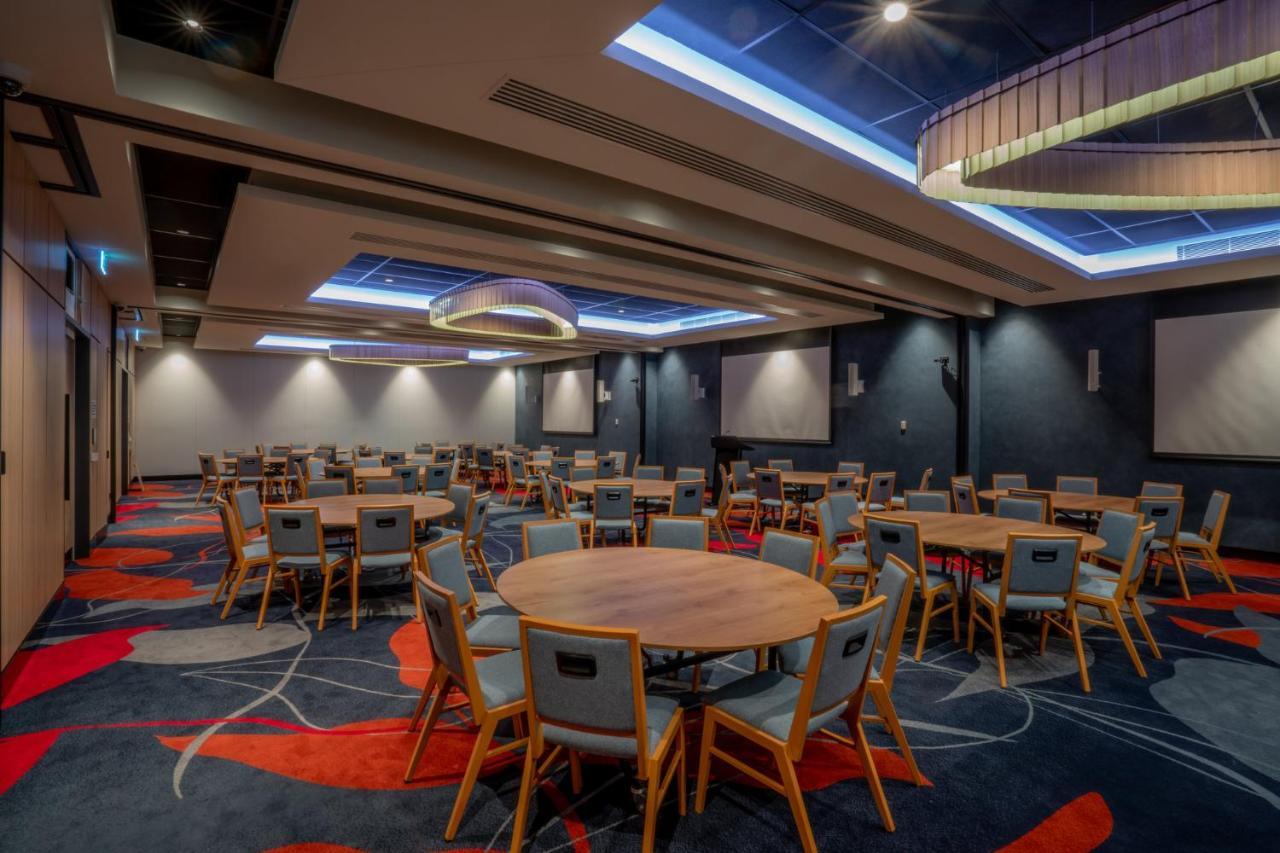 Holiday Inn Sydney St Marys By Ihg Zewnętrze zdjęcie